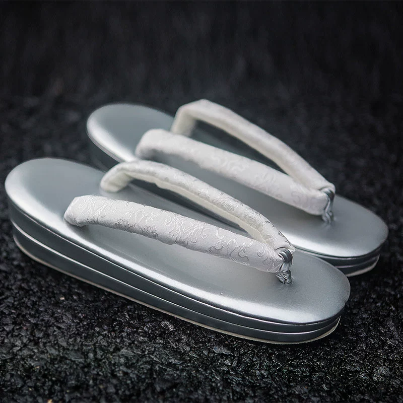 Sandali Geta giapponesi da don - Geta Wooden Sandal recensione e prezzo
